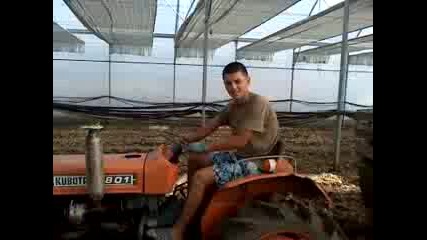 Kenan Cho kara traktor