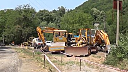 Ремонтират 19 км от пътя за Светата Рилска обител