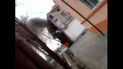 Взрив на кола в Поморие