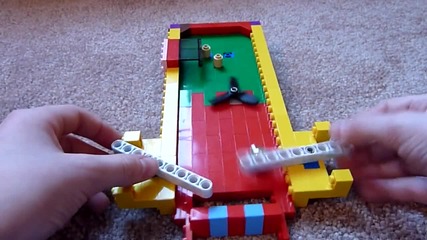 малка и забавна Lego pinball машина