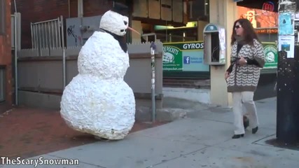 Страшния снежен човек !