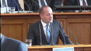 Местан призова за хуманност към бежанците