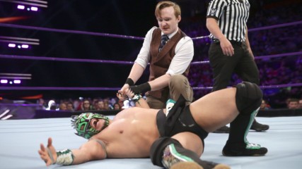 Kalisto vs. Gentleman Jack Gallagher: WWE 205 Live, Nov. 7, 2017