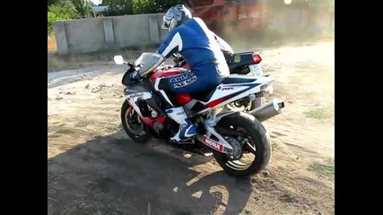 . : H Q : . S U Z U K I G S X R 400 Варти гуми 