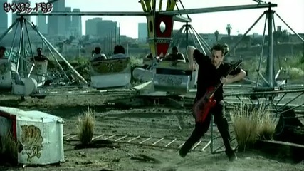 Papa Roach - She loves me not 