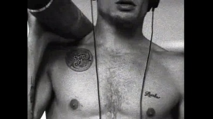 Red Hot Chili Peppers - Meet The Band