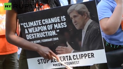 Protesters besiege John Kerry's house, calling him out