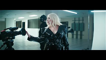 Christina Aguilera - Fall In Line ft. Demi Lovato, 2018