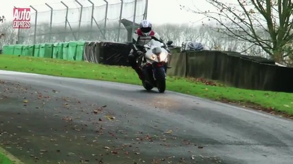 Bmw M5 vs Bmw S1000rr superbike