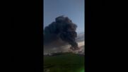 Голям пожар горя в индустриалната зона на Тихуана (ВИДЕО)