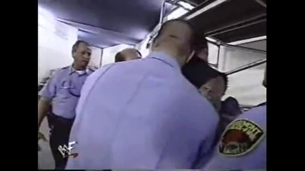 Винс прецаква Гробаря - Wwe Smackdown 2000 Hd