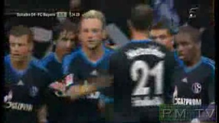Първият гол на Раул за Шалке 04 | Шалке 04 - Байерн Мюнхен 3:1 