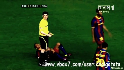 А ако не го бяха спънали ? Cr7 отнема топката и преодолява Меси !!