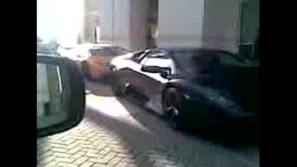 2 Lamburghini & 1 Ferrari