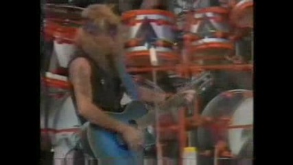Poison - Monsters Of Rock Donington 1990