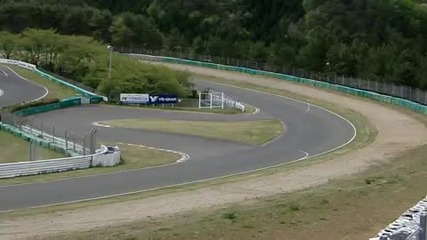 Calsonic Impul Gt - R - high speed cornering