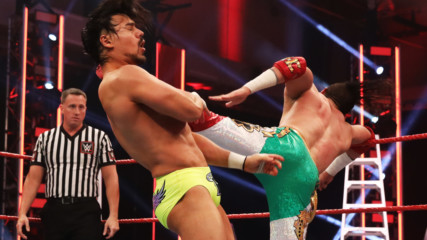 Humberto Carrillo takes out Angel Garza & Austin Theory in Last Chance Gauntlet Match: Raw, May 4, 2020