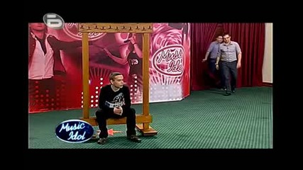 Music Idol 3 - Радослав Тасов Изнесен Със Закачалка - Пловдив 04.02.09