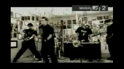 Good Charlotte - The Young And The Hopeless 