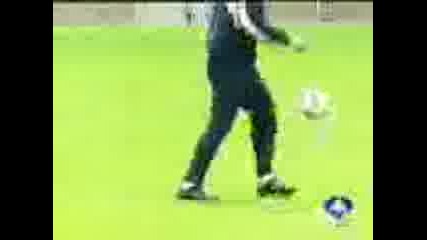 Cristiano Ronaldo And Ronaldinho Training Freestyle - 109946