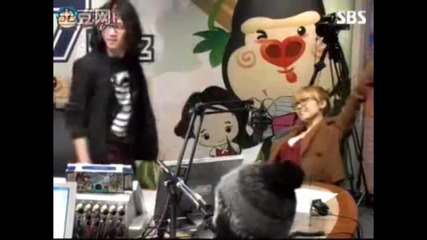 Heechul [ Super Junior ] Imitates Jessica [ S N S D ]