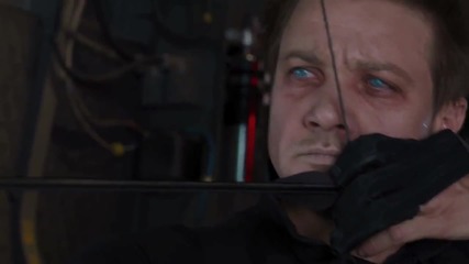 Клинт Бартън / Ястребовото Око от филмите Тор: Богът на Гръмотевиците (2011) и Отмъстителите (2014)