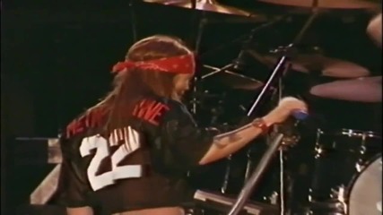 Guns N Roses and Aerosmith - Mama Kin - Live Paris 1992