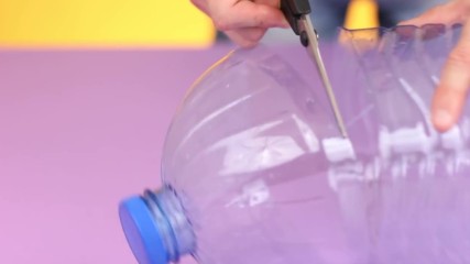 10 Plastic Bottles Life Hacks You Should Know