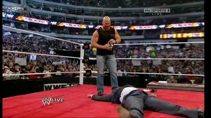 Ледения отново показва колко е луд Raw 07.03.2011 