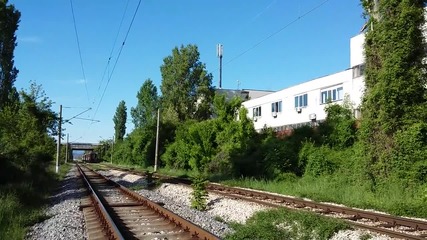 Пв20103 с Локомотив 44 158.4 преминава през междугарието Илиянци- София- Север