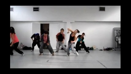 Kelly Rowland Commander Choreography[1] [една част]