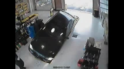 Funny Stupid Woman Car Crash Accident oil station