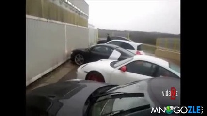Идиот паркира Audi R8 смях ;д