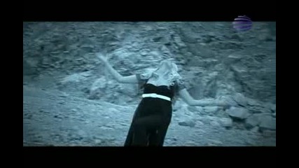 Емилия - Ти си луд.