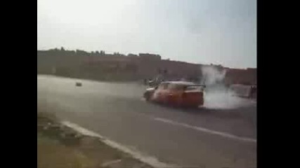 Mitsubishi Lancer Evo Drifts & Donuts in Madaba - Part 4