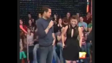 Kelly Clarkson Interview Trl 2007 & The Public Voting For Her Single Never Again 