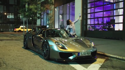 Разходка в Манхатън: Porsche 918 Spyder - Electric Only!