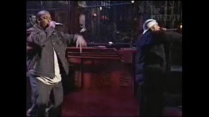 Dr. Dre feat. Eminem - Forgot About Dre Live @ Snl ( High Quality ) 