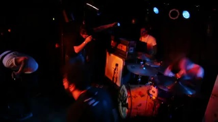 Hit The Lights - Earthquake