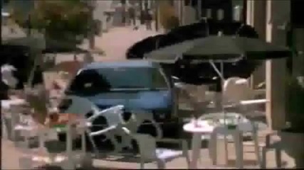 Белязан да умре (1990) - бойна сцена