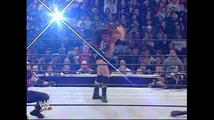 Brock Lesnar прави F - 5 на kane 