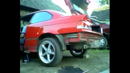 Bmw E36 325i + No exhaust 