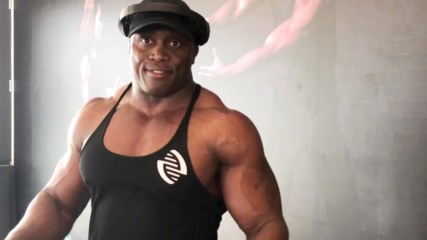 Bobby Lashley reveals his insane 100-pull up back workout