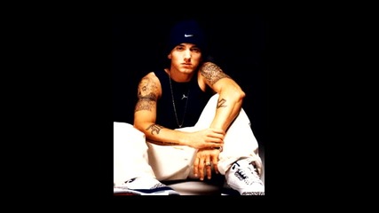 Eminem Not Afraid + (pictures) 
