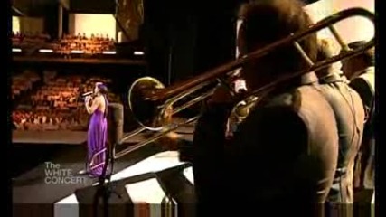 Julie - Ob - La - Di, Ob - La - Da (live The White Concert 2009) 