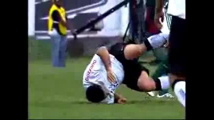 Роналдо счупи ръка в мача срещу Палмейраш