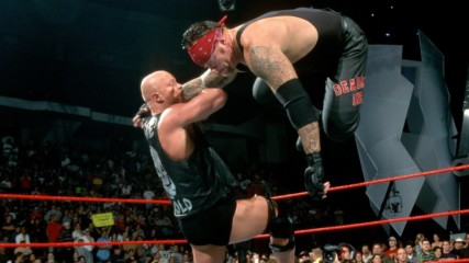 The Undertaker teams with The nWo: Raw, April 15, 2002
