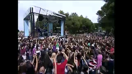 Ashley Tisdale - Masquerade (live)