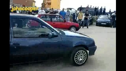 Opel Kadett 1.6 vs Vw Polo 1.3