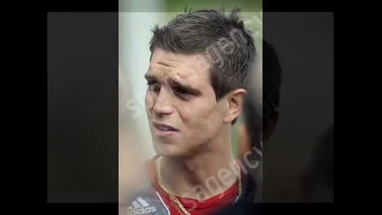 - Daniel Agger - 